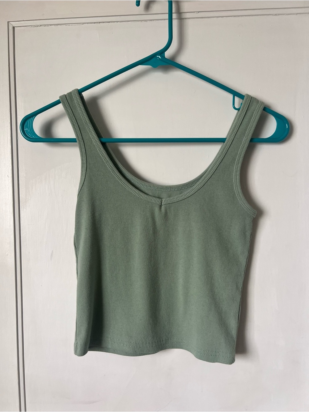 Scoop Neck Ribbed Tank Top - Sage Green